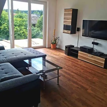 Schoene Grosszuegig 96Qm Wohnung Mit Toller Aussicht *